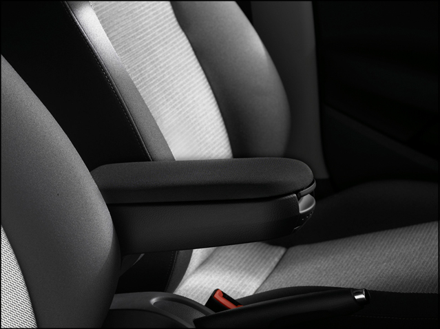 Carbon black central armrest